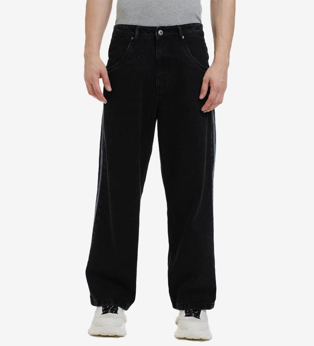 Everyday Relaxed Fit Jeans