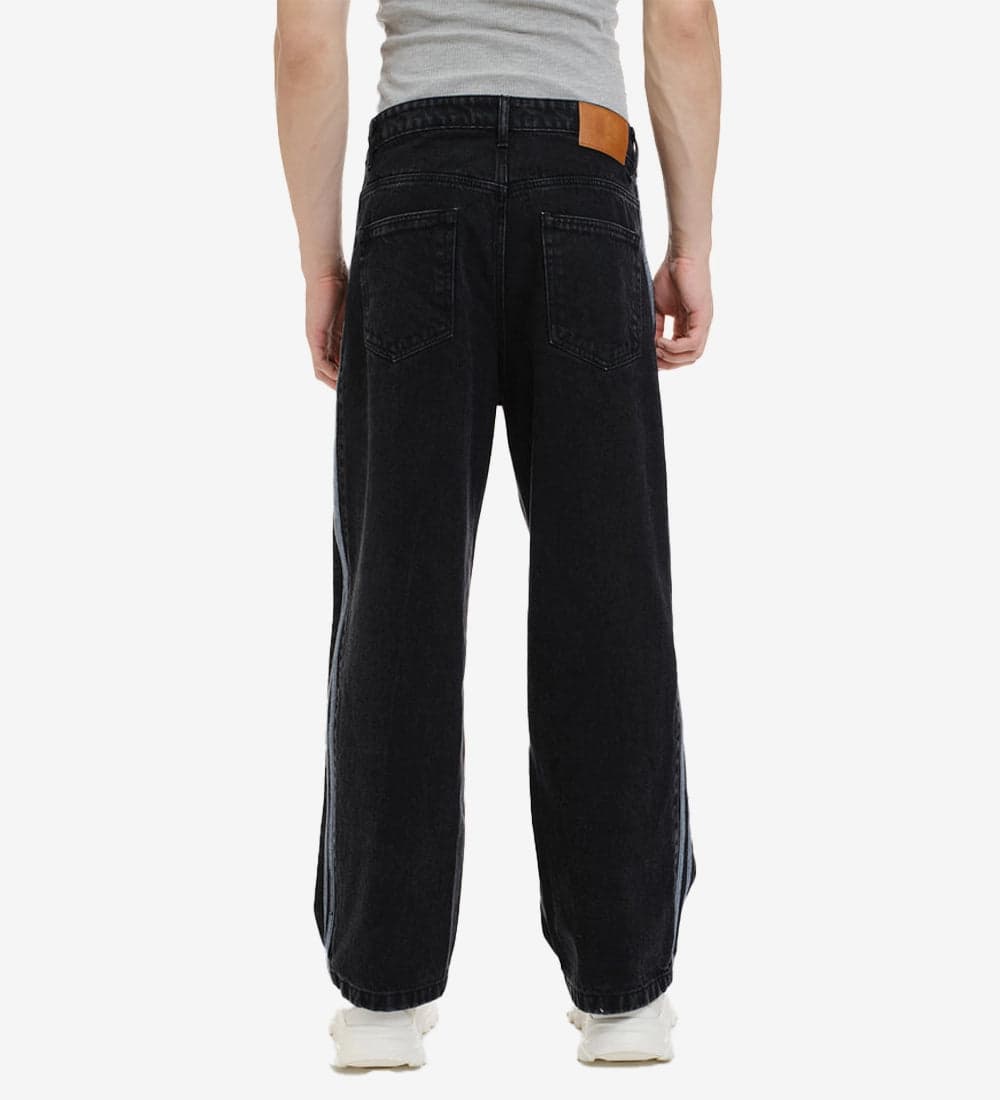 Everyday Relaxed Fit Jeans